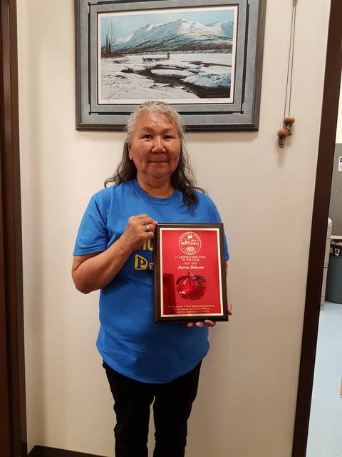 SWRS 2019-2020 Classified Staff Member of the Year Anecia Johnson holds her award